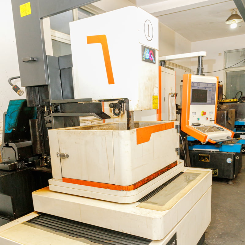 Equipamento de corte de fio
